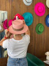 Load image into Gallery viewer, Baby Pink Cilindro Straw Hat